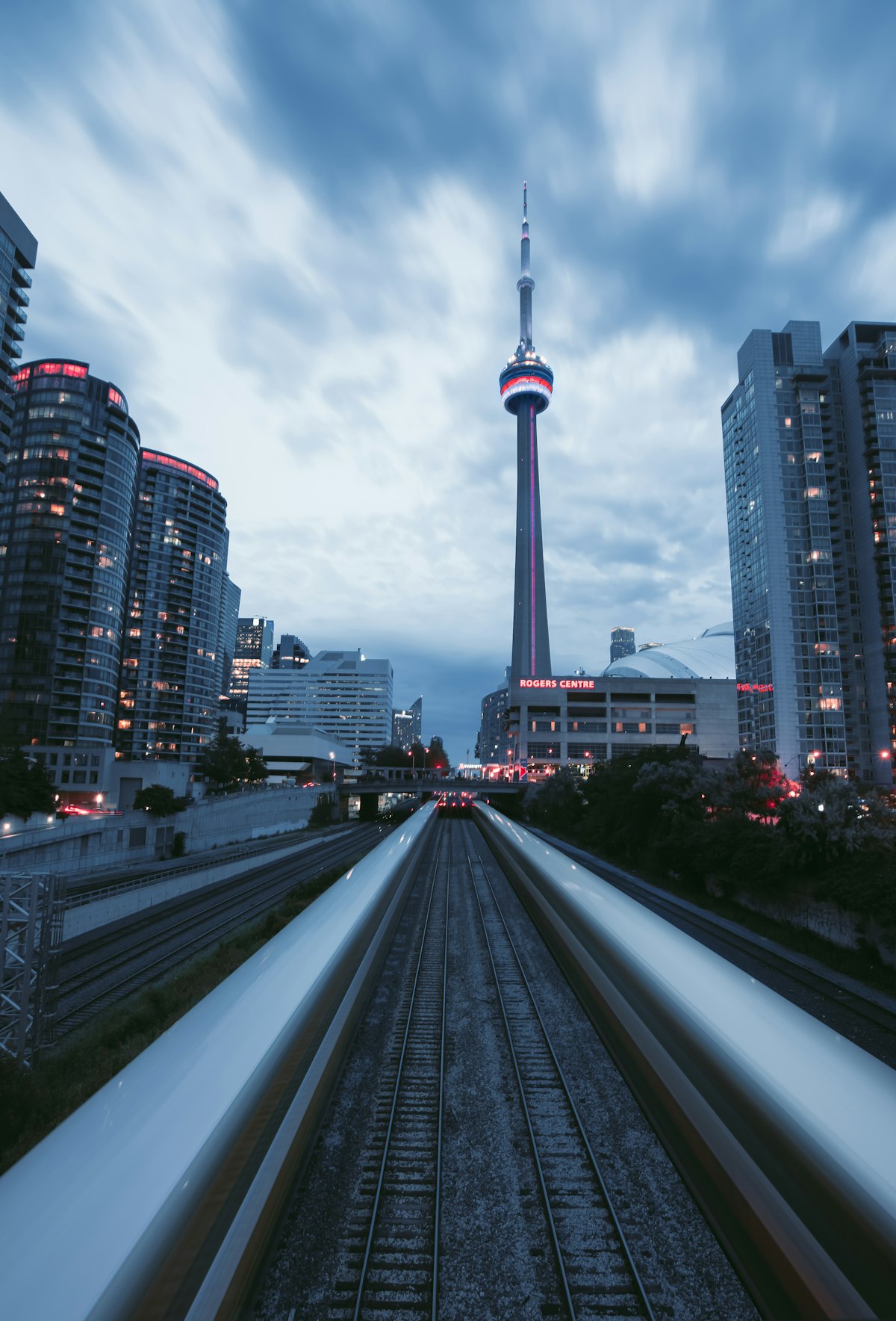 Planes de Datos Móviles Internacionales para Viajeros en Ecuador y Sudamérica